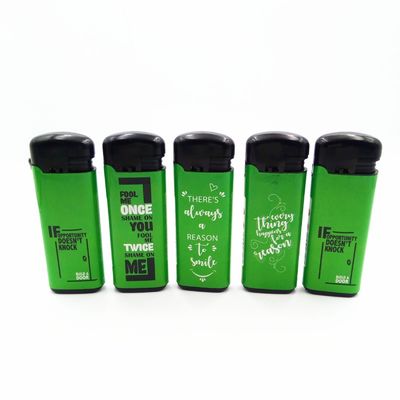 Refillable Dongyi Windproof Gas Lighter with Flip Cover EUR Style and Standard Dy-F008