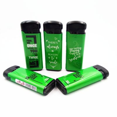 Refillable Dongyi Windproof Gas Lighter with Flip Cover EUR Style and Standard Dy-F008