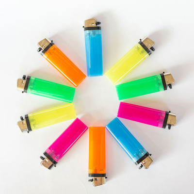 Disposable Plastic Flint Lighter with 5 Colors and 8.0*2.37*1.18 cm