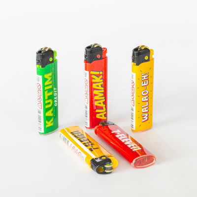Dy-077 Flint Gas CE Lighter Plastic Samples US 0.01/Piece 1 Piece Min.Order Request Sample